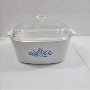 Corning Ware 1960's Cornflower Blue Vintage 1.5 Liter Container With Lid
